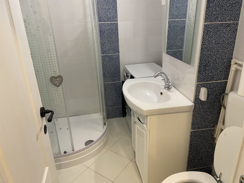 Calea Vitan intersectie cu Ramnicu Valcea, Stadionul Olimpia, Auchan,